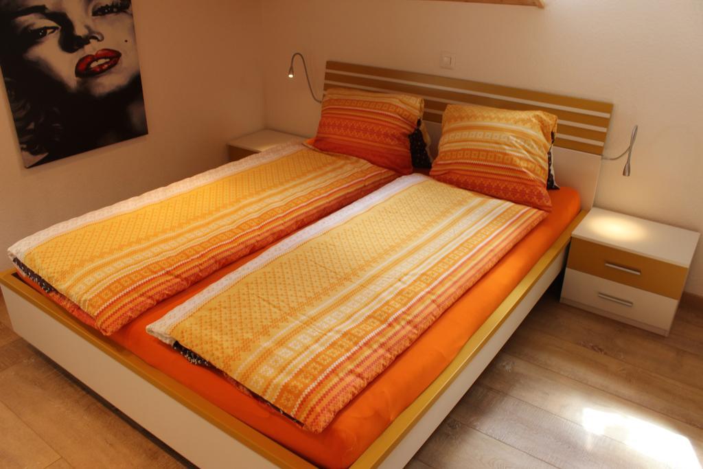 Haus Dorf 7 Apartment Саас-Грунд Екстериор снимка