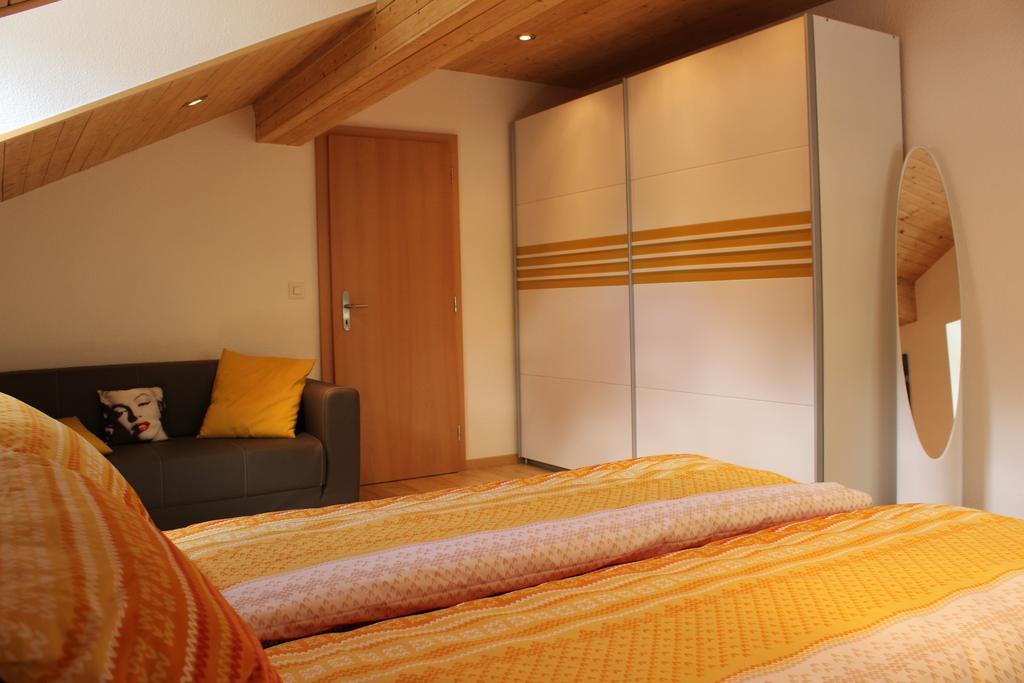 Haus Dorf 7 Apartment Саас-Грунд Екстериор снимка